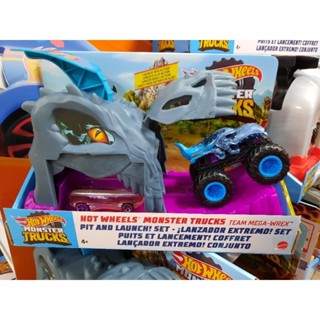 Hotwheels Monster truck เซตรถพร้อมอุโมง