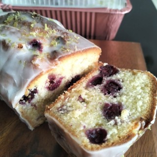 เลม่อนเค้ก Blueberry lemon cake เนื้อนุ่มฉ่ำ เนยฝรั่งเศส เนยแท้ 100%