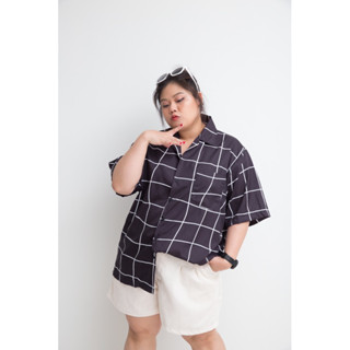 เสื้อเชิ๊ตแขนสั้น Plus Size พิมพ์ลาย