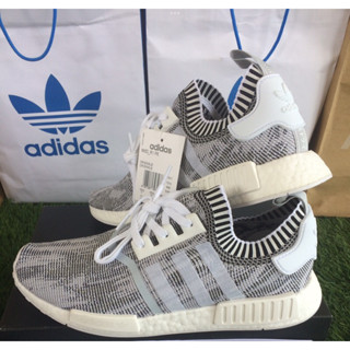 Adidas NMD R1 สีขาวดำลายทาง ของแท้ 100%