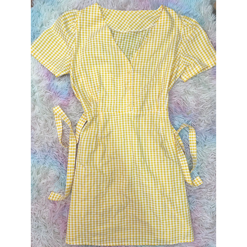 เดรสสีเหลือง ป้าย Yasinee