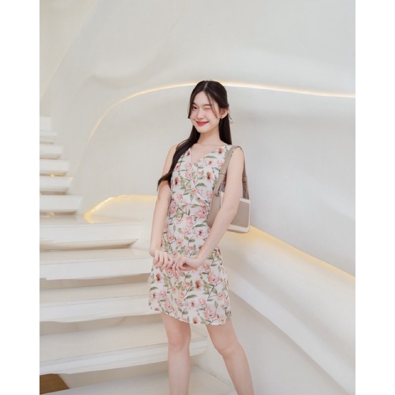 เดรส Labelle clothing brand