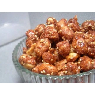 ถั่วกรอบแก้ว ถั่วลิสงเคลือบน้ำตาลและงา เม็ดใหญ่ อร่อย สด ใหม่ 250กรัม Krobkaew Peanuts (HB)