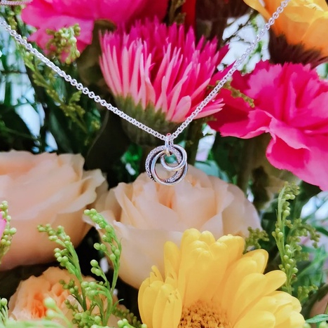 Pandora เงิน 925 สร้อยคอ สร้อยคอพร้อมจี้ Family Eternal Pendant Necklace ของขวัญสำหรับคนพิเศษ ของแท้ 100%