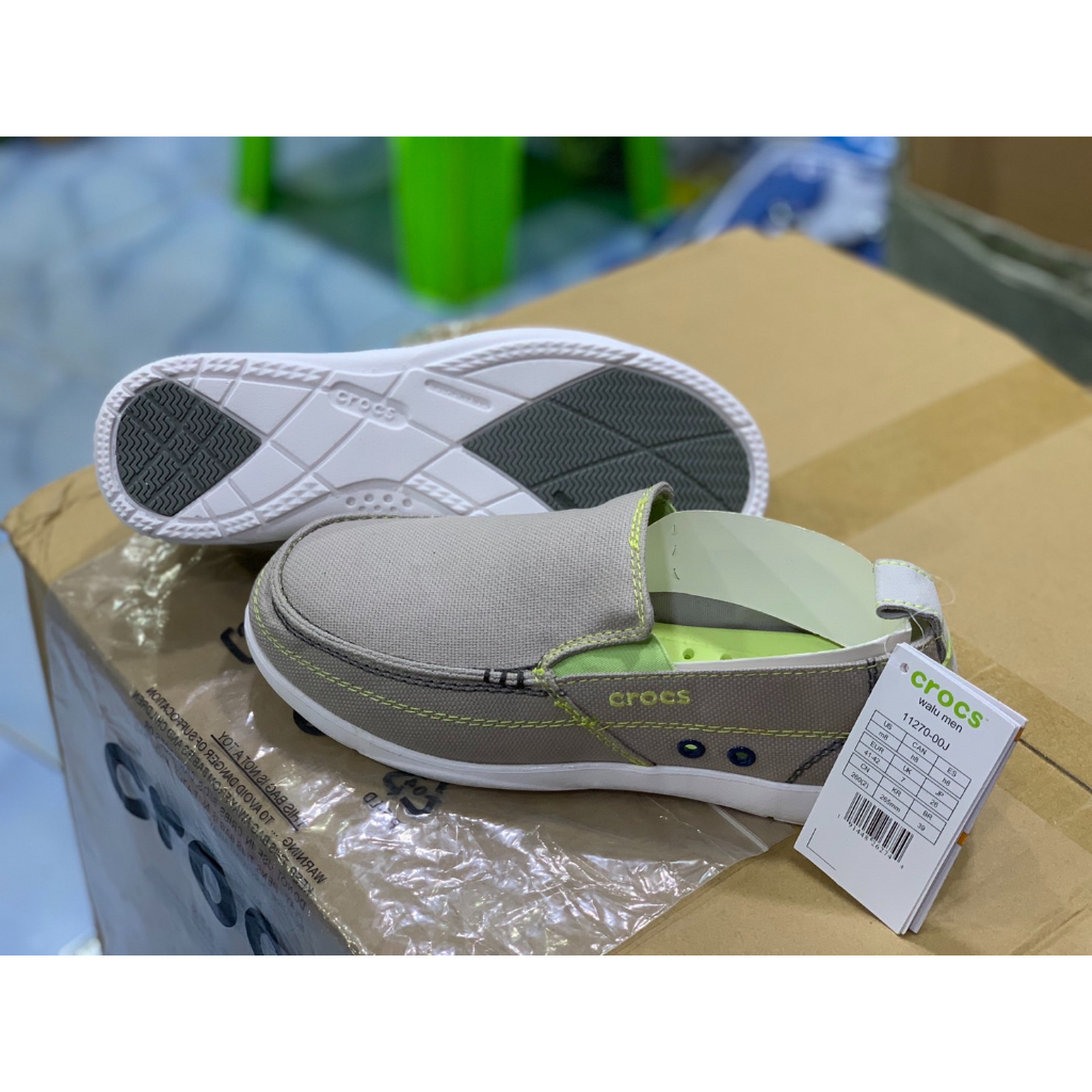 รองเท้าผ้าใบ ครอส ใหม่มี 4สี งาน Premiem เบาใส่สบาย 40----45 Crocs ผ้าใบ