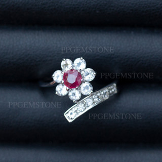 แหวนพลอยทับทิม(Natural Ruby) สีชมพูแดง ตัวเรือนเงินแท้ 92.5%ชุบทองคำขาว ล้อมเพชร CZ ไซส์นิ้ว 56 หรือเบอร์ 7.5 US พลอยแท้