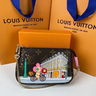 LV MINI POCHETTE ACCESSOIRES Vivienne Holiday 2022 collection RARE]