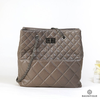 CHANEL REISSUE TOTE MEDIUM GREY CALF RHW