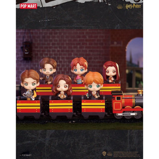 ❣️พร้อมส่ง...แบบยกกล่อง❣️Pop Mart • Harry Potter Heading to Hogwarts Series