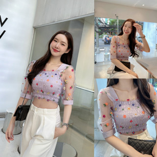 ขาว/เหลือง/ม่วง SLYQ 🍡 POSY SEE-THROUGH SLEEVE CROP TOP เสื้อครอปผ้าตาข่ายปักลายดอกไม้ทั้งตัว ชุดใส่ไปทะเล ถ่ายรูปขึ้น📸