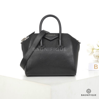 GIVENCHY ANTIGONA MINI BLACK GOAT SHW