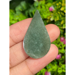 หยกพม่าเจียรนัย (Burmese jade ) 31.19 กะรัต หยกพม่า (jadeite)