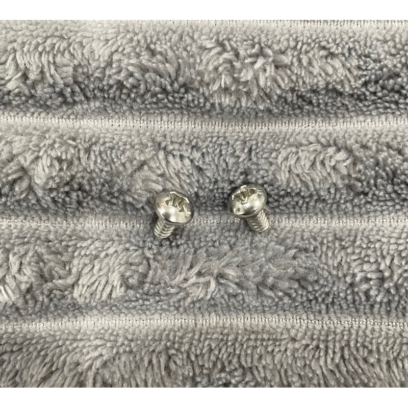 CRL/OAK  STAINLESS GUITAR SWITCH MOUNTING SCREWS