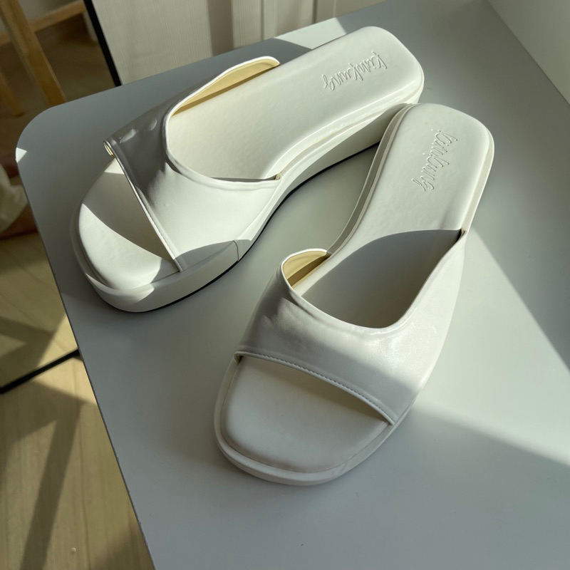 sale  ล้างสต๊อก moomin KK921 ส้น 1 นิ้ว  พื้นซับนิ่ว รองเท้าแตะผู้หญิง รองเท้าแตะแฟชั่น