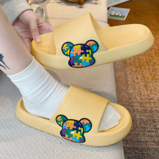 Jukoy รุ่นใหม่แนะนำ📌รองเท้าแตะ  รองเท้าแฟชั่นสกรีนลายหมีสุดน…