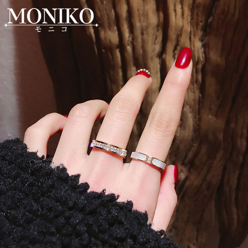MONIKO แหวนเพชรไทเทเนียมเหล็กและแถวคู่ 24K สีโรสโกลด เข้ากับทุกการแต่งกาย สําหรับผู้หญิง ราคา ถูกที่สุด ดีลบีเคเค แกลเลอรีภาพที่ 5