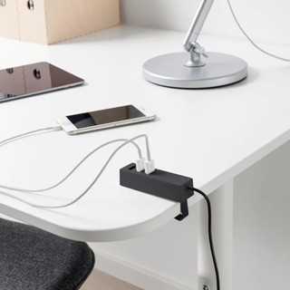LÖRBY เลอร์บือ ที่ชาร์จ USB มีตัวยึด, ดำ ความยาวสายไฟ: 1.9 ม.