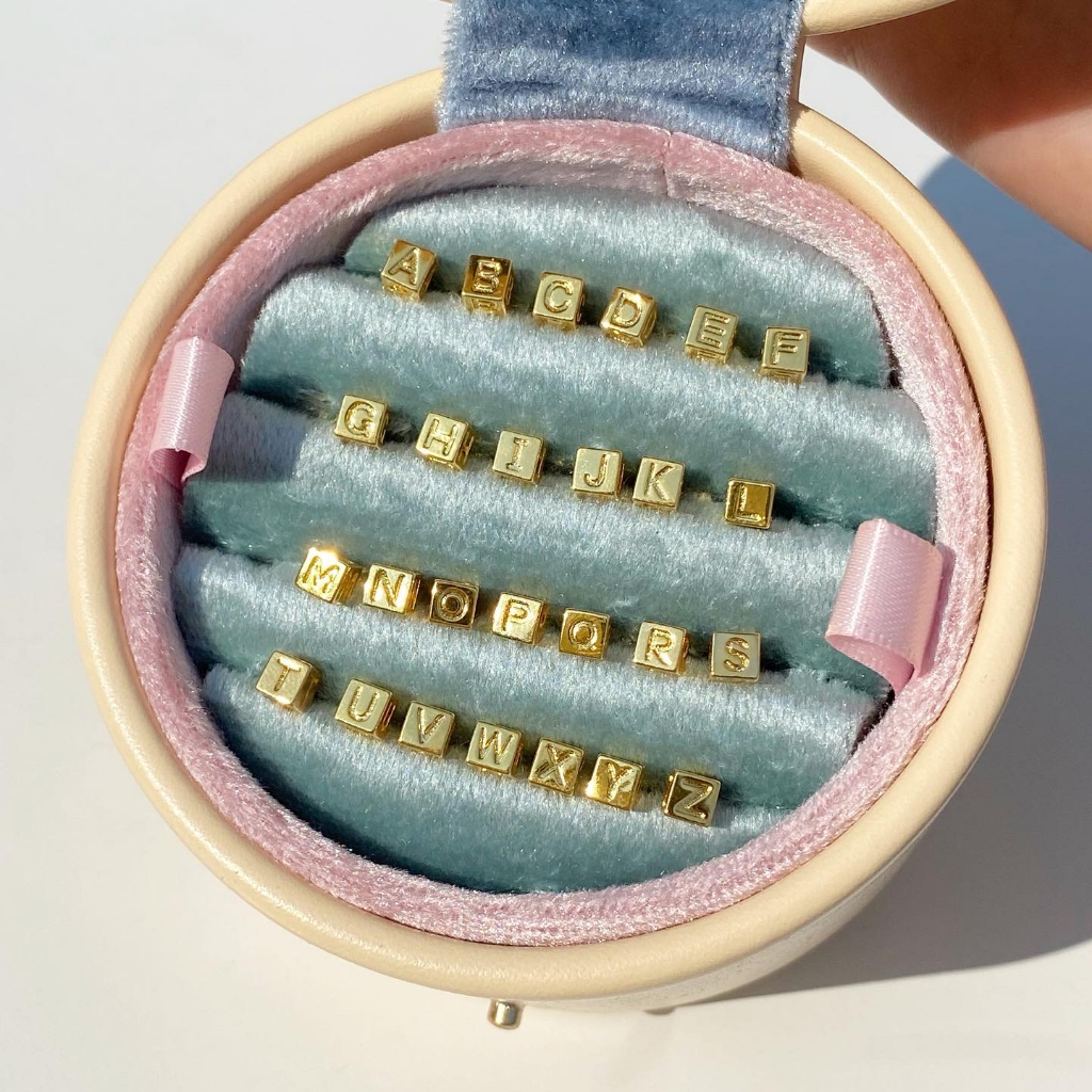 play.palette - PLAY Alphabet blocks stud (ราคาต่อชิ้น)