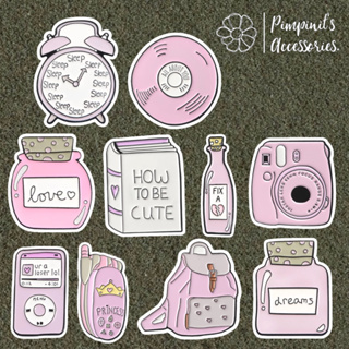 ʕ •ᴥ•ʔ ✿ พร้อมส่ง : เข็มกลัดเซ็ทกล้อง,มือถือ,แผ่นซีดีและเป้สีชมพู | Camera, Mobile Phone, CD &amp; Bag Enamel Brooch Pin Set