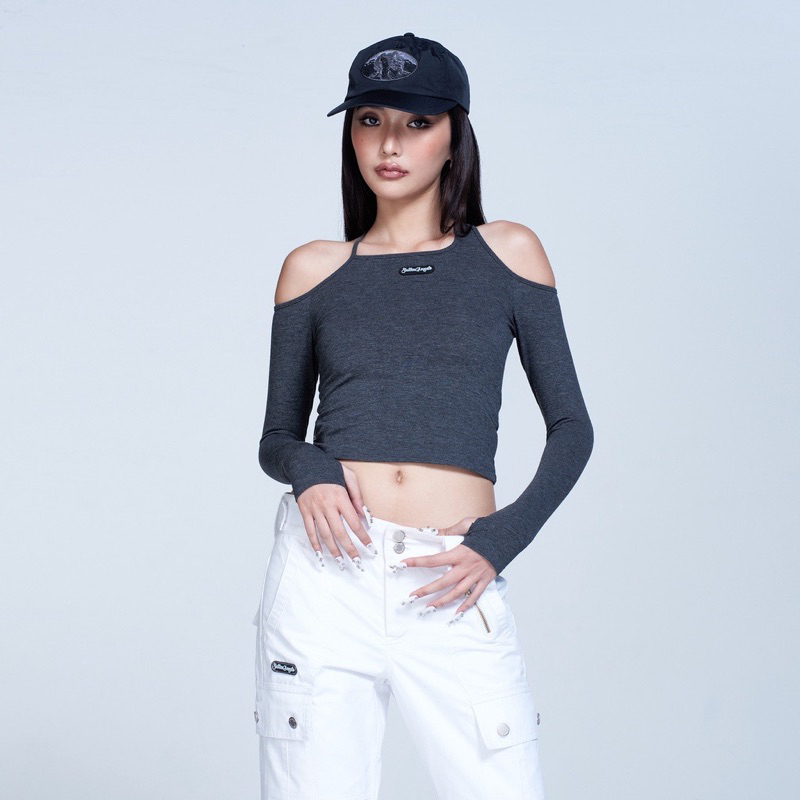 ปล่อยต่อ เสื้อ NOVA TOP จากร้าน fallenangels_store