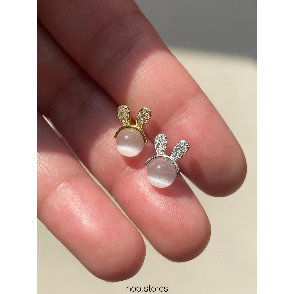 (Silver 925) hoo.stores Sparkle Rabbit Stud ต่างหูแป้นเงินแท้ s925 ต่างหูลายกระต่ายเงินแท้ ใส่ไม่แพ้