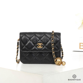 CHANEL CARD ON CHAIN SHORT BLACK LAMB GHW