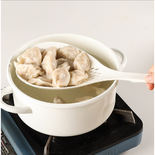 กระชอนตักอาหาร กระชอนลวกก๋วยเตี๋ยว ลูกชิ้น ผัก ช้อนระบายน้ำ กระบวยลวกจิ้มจุ่ม ที่ตักน้ำแข็ง ที่ตักอาหาร ทนความร้อน - รูปที่ 4