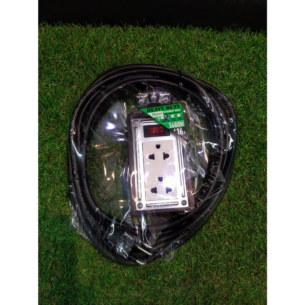 บล็อคยางพร้อมเต้ารับกราวด์คู่ 1 ตัว มีเมนสวิตช์ 16A 3680Watt มีสายไฟ VCT 3 x1.5 SQ.MM ยาว 5 เมตร RB1