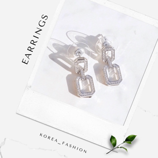 Minimal Crystal Earrings