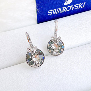 💥 Sale ต่างหู 💎 Swarovski Bella V drop earrings Round cut สีเงิน แท้ช้อปไทย 💯 พร้อมใบรับประกัน พร้อมส่งจ้า🎉