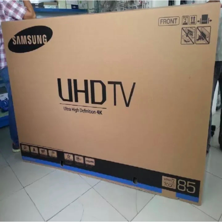 Brand New Samsung smart TV '85'  (Curve, 85Inch/, UHD 8K, Smart TV