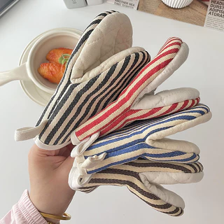พร้อมส่ง ถุงมือไมโครเวฟ กันความร้อน ผ้าคอตตอน ลายทาง ถุงมือจับของร้อน สำหรับเตาอบและห้องครัว