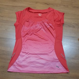 PUMA size M สภาพสวย ใหม่ สีสด