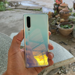 Huawei P30 (8/128) เครื่องศูนย์ไทย พร้อมกล่อง มือสอง