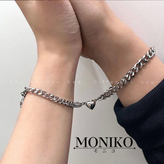 MONIKO สร้อยข้อมือกําไลข้อมือคู่รักแม่เหล็กรูปหัวใจ 1 คู่ /  วินเทจ เรียบง่าย คิวบา โซ่ กําไลข้อมือ / ของขวัญ วัวาเลนไทน์