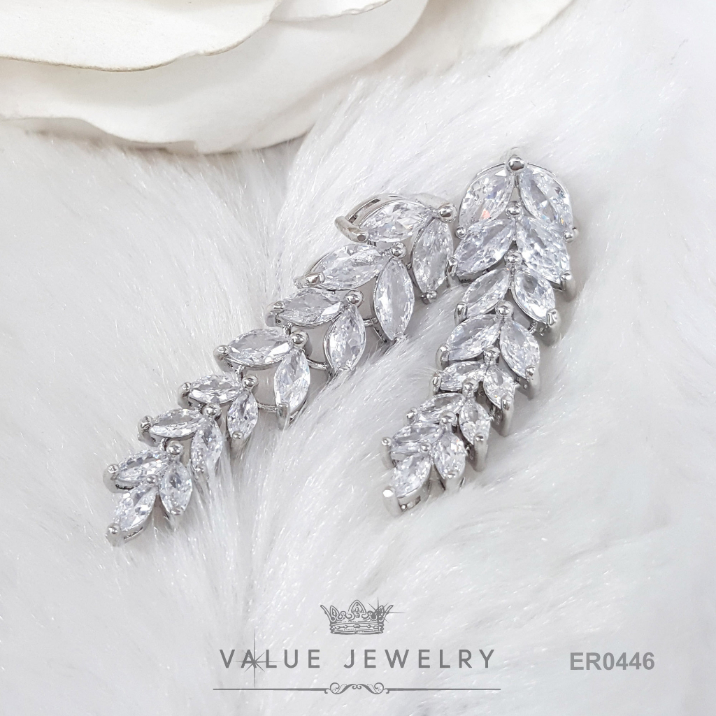 ต่างหูแป้น ระย้าคริสตัลทรงเพชรมาคี Marquise Shape ลาย ใบมะกอก ขนาดสวยหรู ตุ้มหู เครื่องประดับ ER0446 ValueJewelry - รูปที่ 2