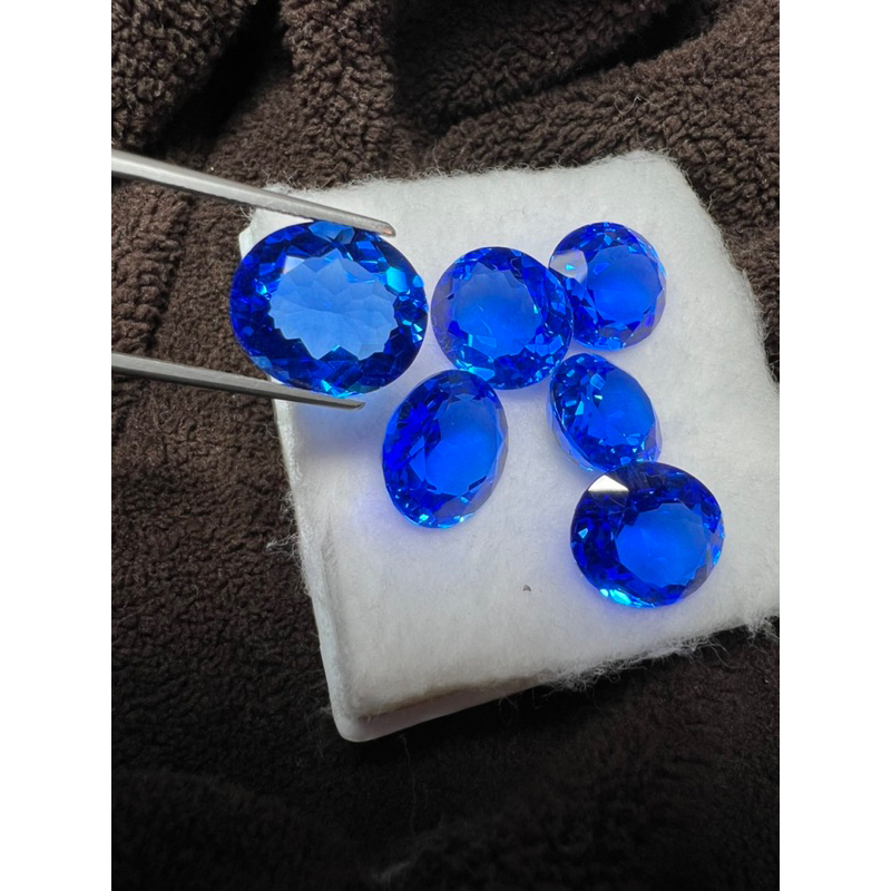 บลูโทพาสย BLUE TOPAZ CULTURE STONE พลอย100% LAB MADE 16 กะรัต 12X14 มิลลิเมตร..(1 เม็ด) MM รูปไข่ สะอาดตา