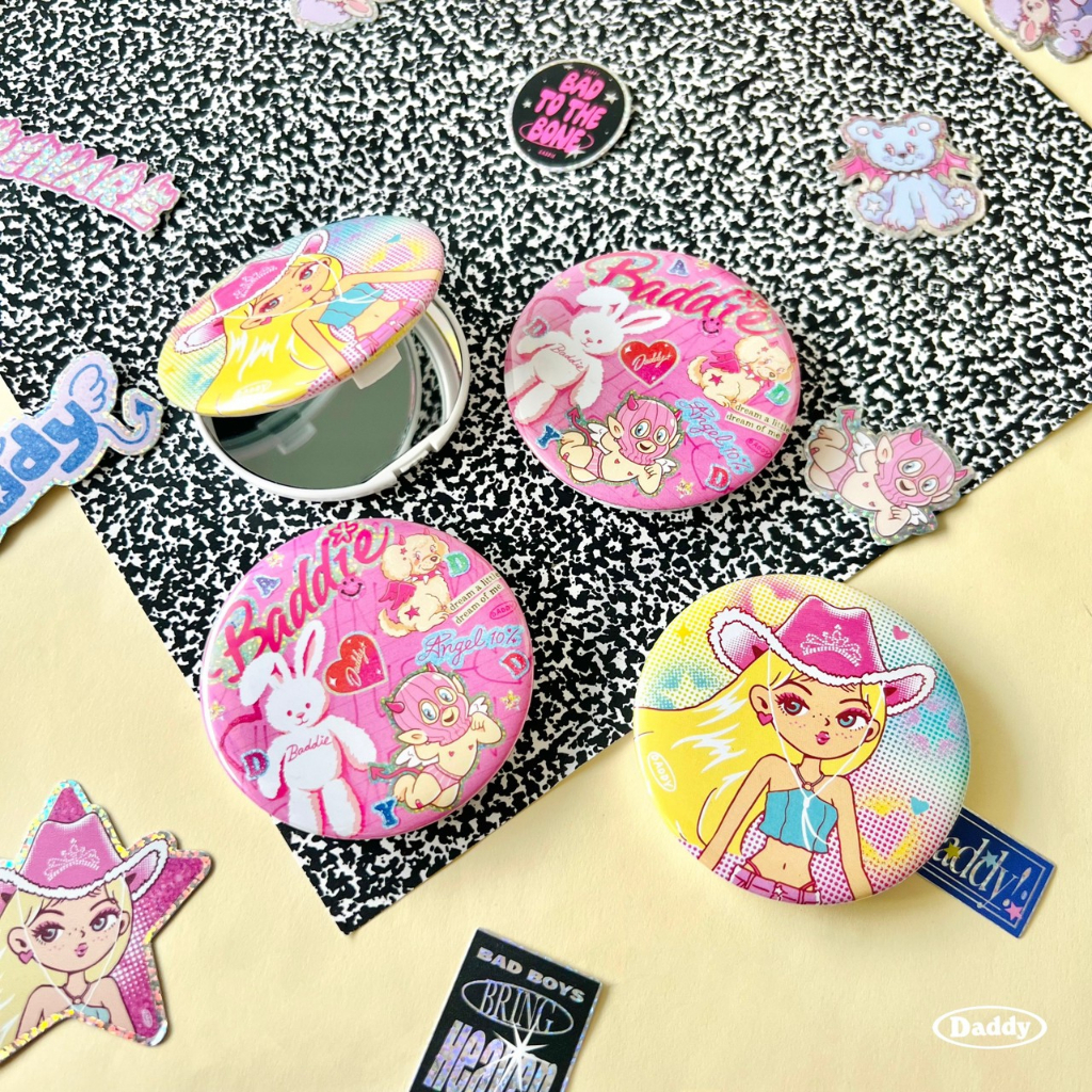 DADDY | Baddie Pocket Mirror กระจกพกพา