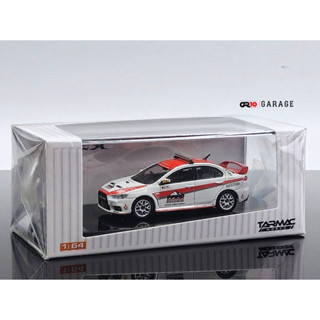 MITSUBISHI LANCER EVO X PIKES PEAK SAFETY CAR 1:64 (TARMAC WORKS)