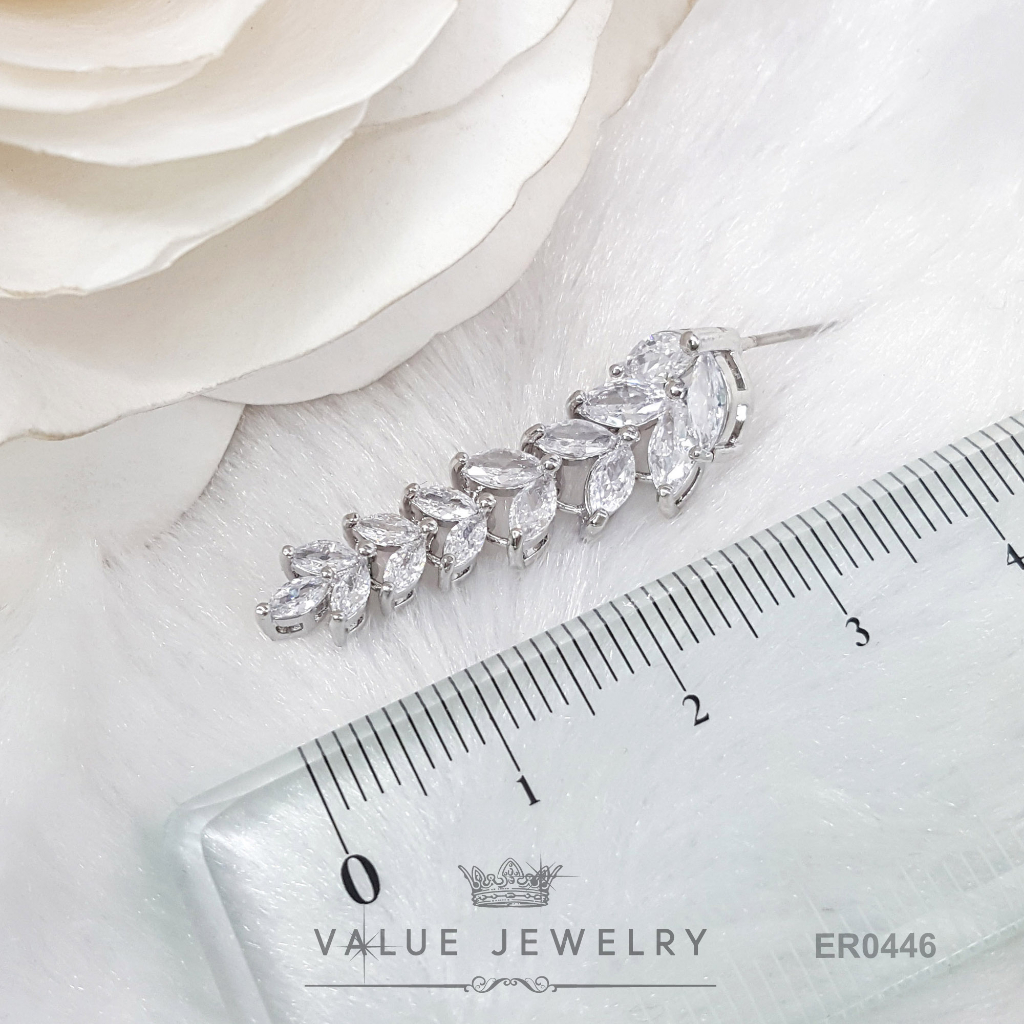 ต่างหูแป้น ระย้าคริสตัลทรงเพชรมาคี Marquise Shape ลาย ใบมะกอก ขนาดสวยหรู ตุ้มหู เครื่องประดับ ER0446 ValueJewelry - รูปที่ 3