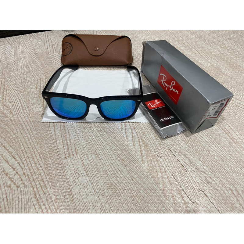 แว่นตา Ray-Ban มือ2 ของแท้100% ใช้งานน้อย รุ่นRB 4260D 601/55 Size57MM