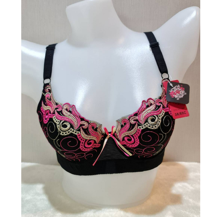 [แจกโค้ดส่งฟรี] No.777  ยี่ห้อ No's bra  เสื้อในมีโครงฟองบาง 3ตะขอ เก็บข้างแผ่นข้างใหญ่อกชิด