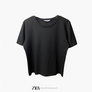 เสื้อยืด ZARA Trafaluc แท้💯 (size L)