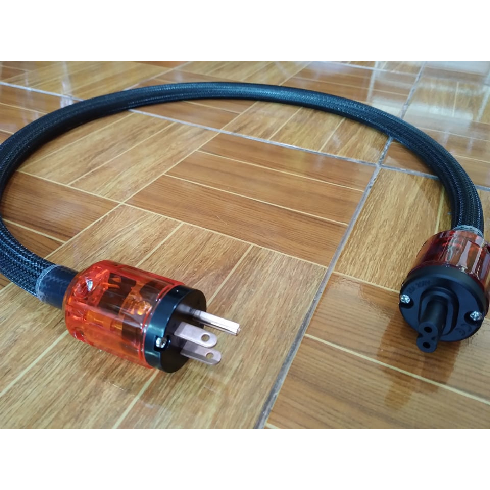 สายไฟ Monster Cable  PowerLine 400   หัว+ท้าย c7 (เลข 8) ทองแดง