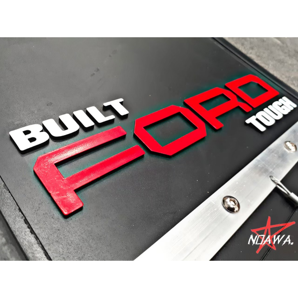 บังโคลนรถยนต์ RED FORD เพลทดำ