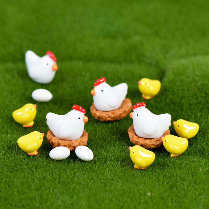 โมเดลแม่ไก่กกไข่ ไข่ไก่ ลูกเจี๊ยบตกแต่งสวนและภูมิทัศน์ขนาดเล็ก
