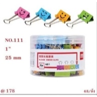 DELI 8486 คลิปสีการ์ตูน48ตัว ใช้สำหรับหนีบกระดาษ 25 มิลลิเมตร บรรจุ : 48 PCS สี : คละสี