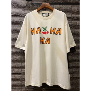 NEW กุจชี HA HA HA cherry T-Shirt เนื้อผ้าใส่สบาย งานสวยมากๆ ใส่ได้ทั้งผู้หญิงผู้ชาย Size XS - L