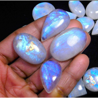 1 pc Natural Moonstone  2-3 cm Polished Cabochon Stone / Top High Quality Stone / Jewelry Stone Healing Chakra.