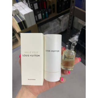 LOUIS VUITTON MILLE FEUX ▪️10ML ▪️ NOBOX   ▪ ️ราคาส่ง399฿ ▪ ️ส่งฟรี Les Colognes Louis Vuitton เป็นไลน์ใหม่ของคอลเล็กชั่